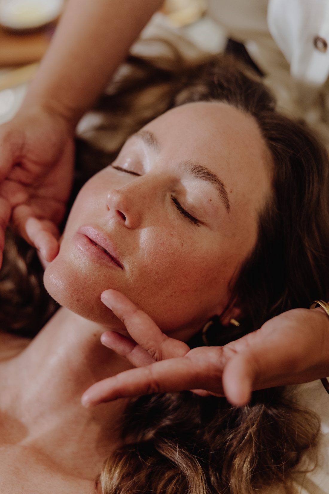 Visage apaisé et régénéré après le Soin du Visage Signature